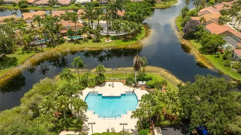 524 Water Point Weston FL 33326