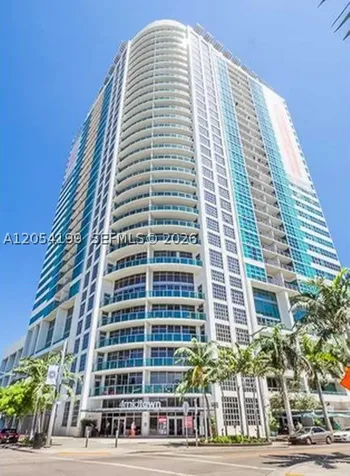 3301 NE 1 Avenue Miami FL 33137