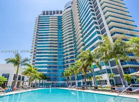 3301 NE 1 Avenue Miami FL 33137