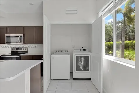 20817 NW 9th Path Miami Gardens FL 33169