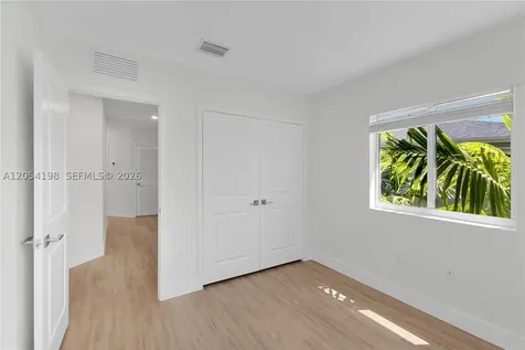 20817 NW 9th Path Miami Gardens FL 33169