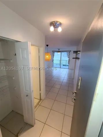 1605 Bay Road Miami Beach FL 33139