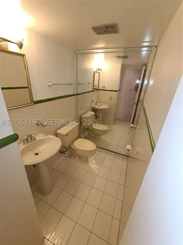 1605 Bay Road Miami Beach FL 33139