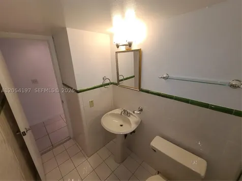 1605 Bay Road Miami Beach FL 33139