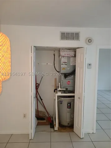 1605 Bay Road Miami Beach FL 33139