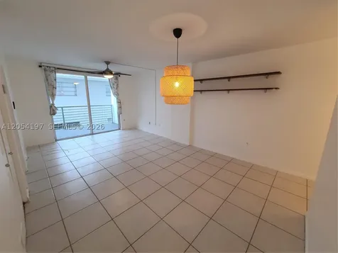 1605 Bay Road Miami Beach FL 33139