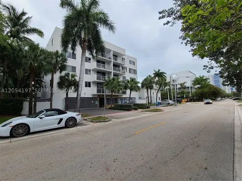 1605 Bay Road Miami Beach FL 33139