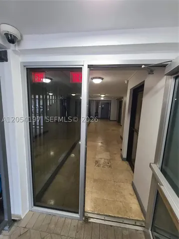 1605 Bay Road Miami Beach FL 33139