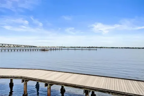 41 SW Seminole Street Stuart FL 34994