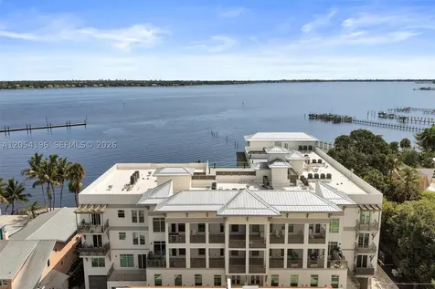 41 SW Seminole Street Stuart FL 34994