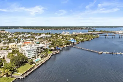 41 SW Seminole Street Stuart FL 34994