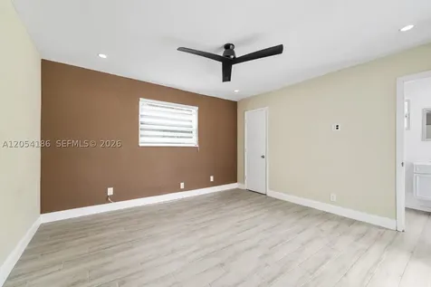 3192 NW 40th Court Lauderdale Lakes FL 33309