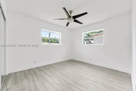 3192 NW 40th Court Lauderdale Lakes FL 33309