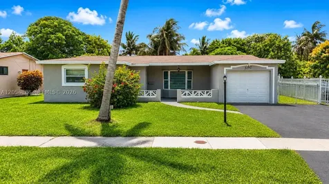 3192 NW 40th Court Lauderdale Lakes FL 33309