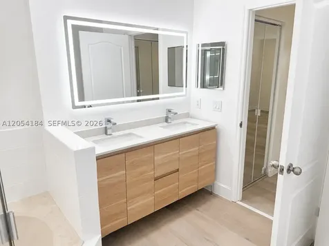 11432 NW 50th Terrace Doral FL 33178