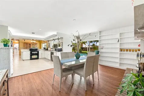 5580 SW 7th Street Plantation FL 33317