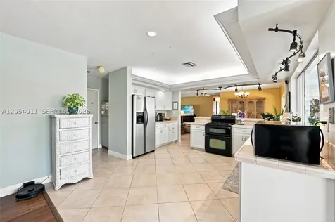 5580 SW 7th Street Plantation FL 33317