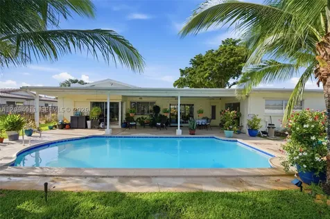 5580 SW 7th Street Plantation FL 33317