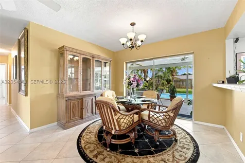 5580 SW 7th Street Plantation FL 33317