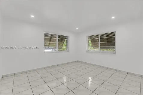 9354 SW 77th Avenue Miami FL 33156