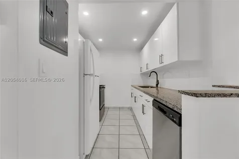 9354 SW 77th Avenue Miami FL 33156