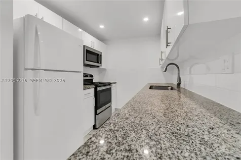 9354 SW 77th Avenue Miami FL 33156