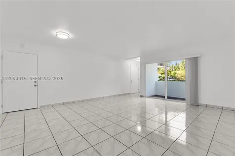 9354 SW 77th Avenue Miami FL 33156