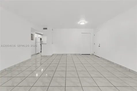 9354 SW 77th Avenue Miami FL 33156