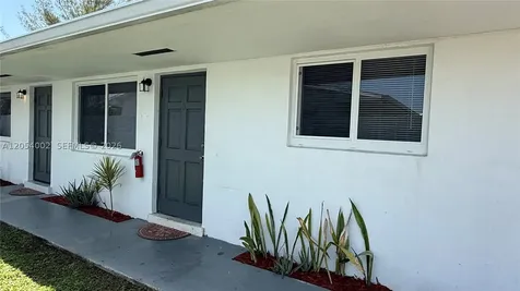 842 SW 2nd Street Hallandale Beach FL 33009