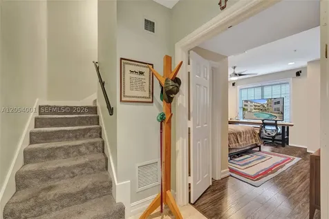 2726 Old Florida Trail Wilton Manors FL 33334