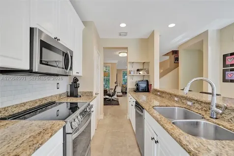 2726 Old Florida Trail Wilton Manors FL 33334