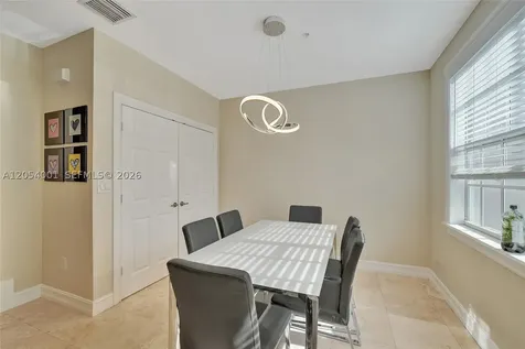 2726 Old Florida Trail Wilton Manors FL 33334