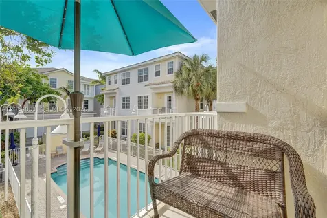 2726 Old Florida Trail Wilton Manors FL 33334