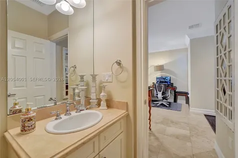 2726 Old Florida Trail Wilton Manors FL 33334