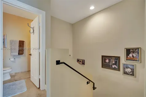 2726 Old Florida Trail Wilton Manors FL 33334