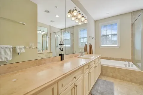 2726 Old Florida Trail Wilton Manors FL 33334