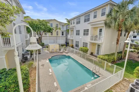 2726 Old Florida Trail Wilton Manors FL 33334