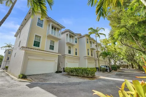 2726 Old Florida Trail Wilton Manors FL 33334