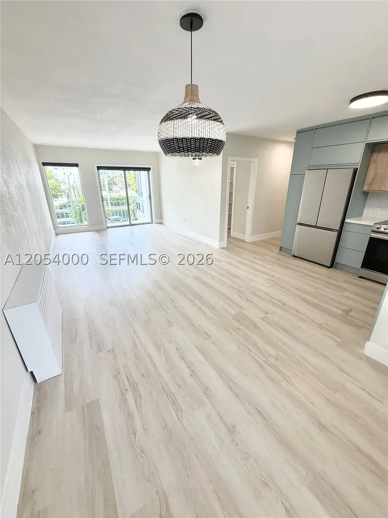 641 Espanola Way Miami Beach FL 33139