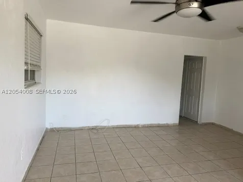 570 W 29th Street Hialeah FL 33012