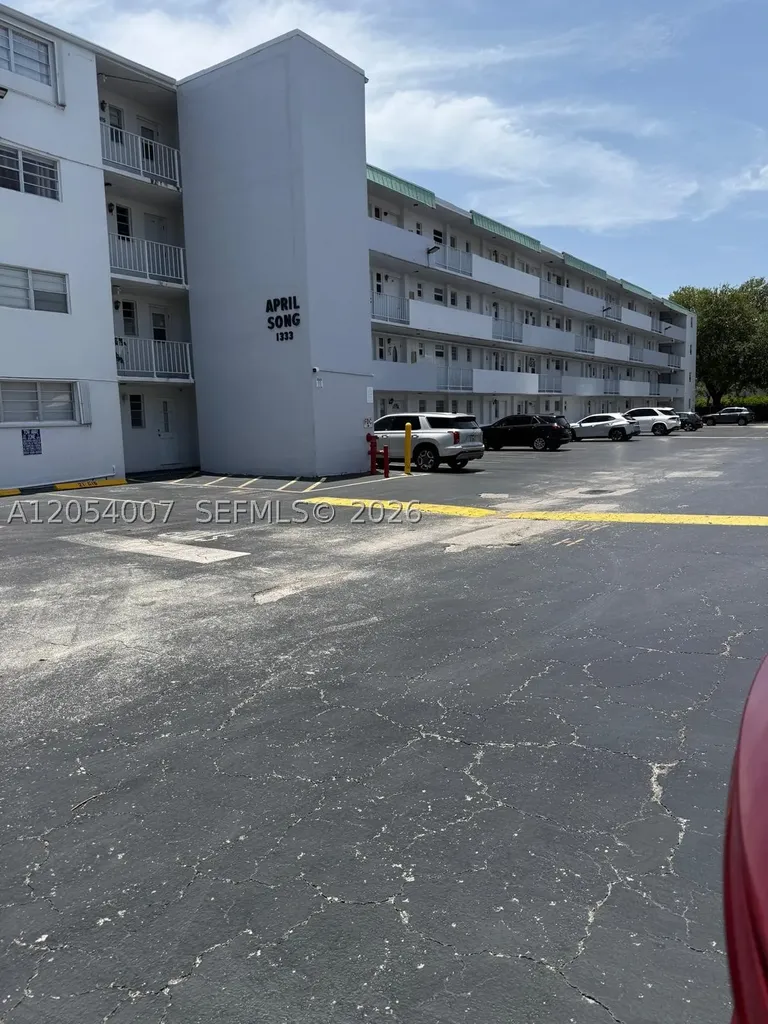 1333 E Hallandale Beach Boulevard Hallandale Beach FL 33009