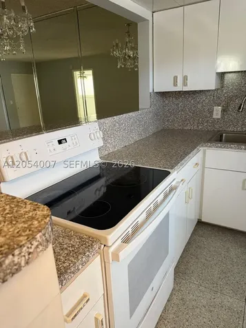 1333 E Hallandale Beach Boulevard Hallandale Beach FL 33009