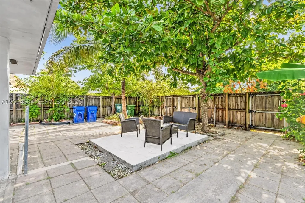 1517 NW 8th Avenue Fort Lauderdale FL 33311