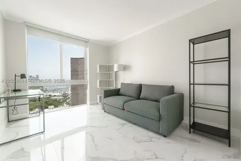 325 S Biscayne Boulevard Miami FL 33131