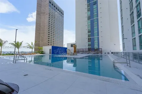 325 S Biscayne Boulevard Miami FL 33131