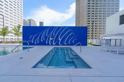 325 S Biscayne Boulevard Miami FL 33131