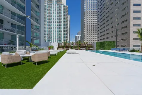 325 S Biscayne Boulevard Miami FL 33131