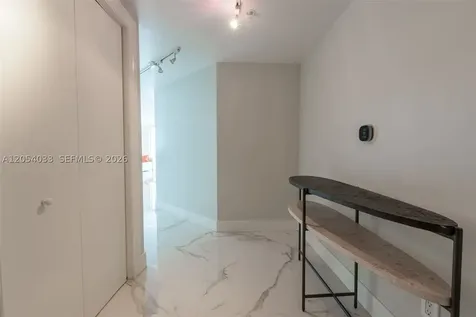 325 S Biscayne Boulevard Miami FL 33131