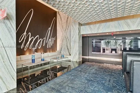 325 S Biscayne Boulevard Miami FL 33131