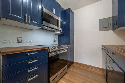 76 NE 170th Street North Miami Beach FL 33162